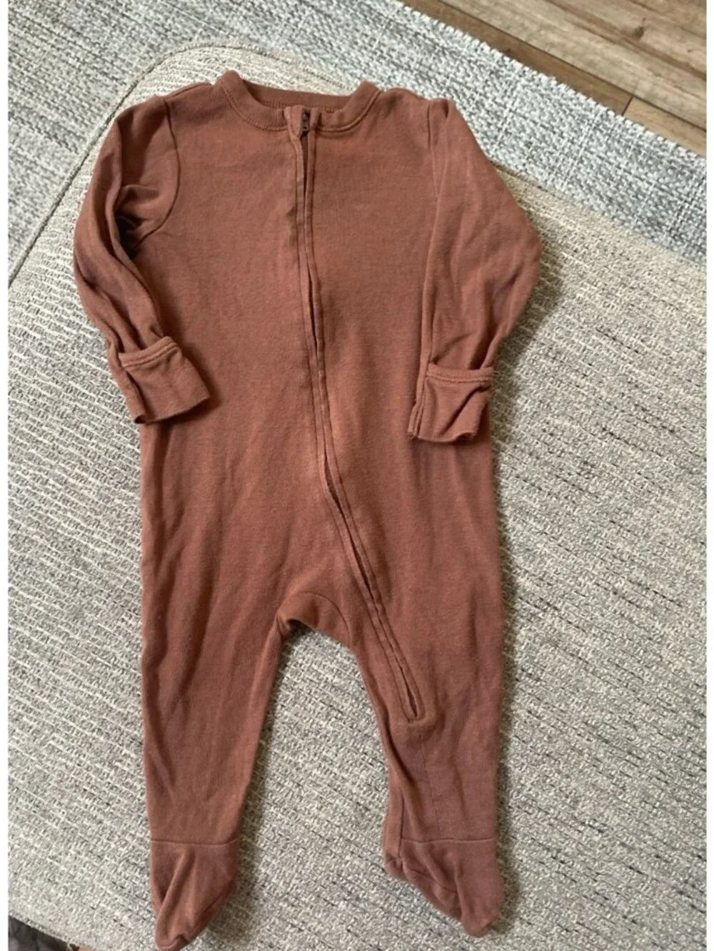 Old Navy Unisex Baby Clothes Bundle 3-6 Months/6-9 Months 4 Zip Sleepers